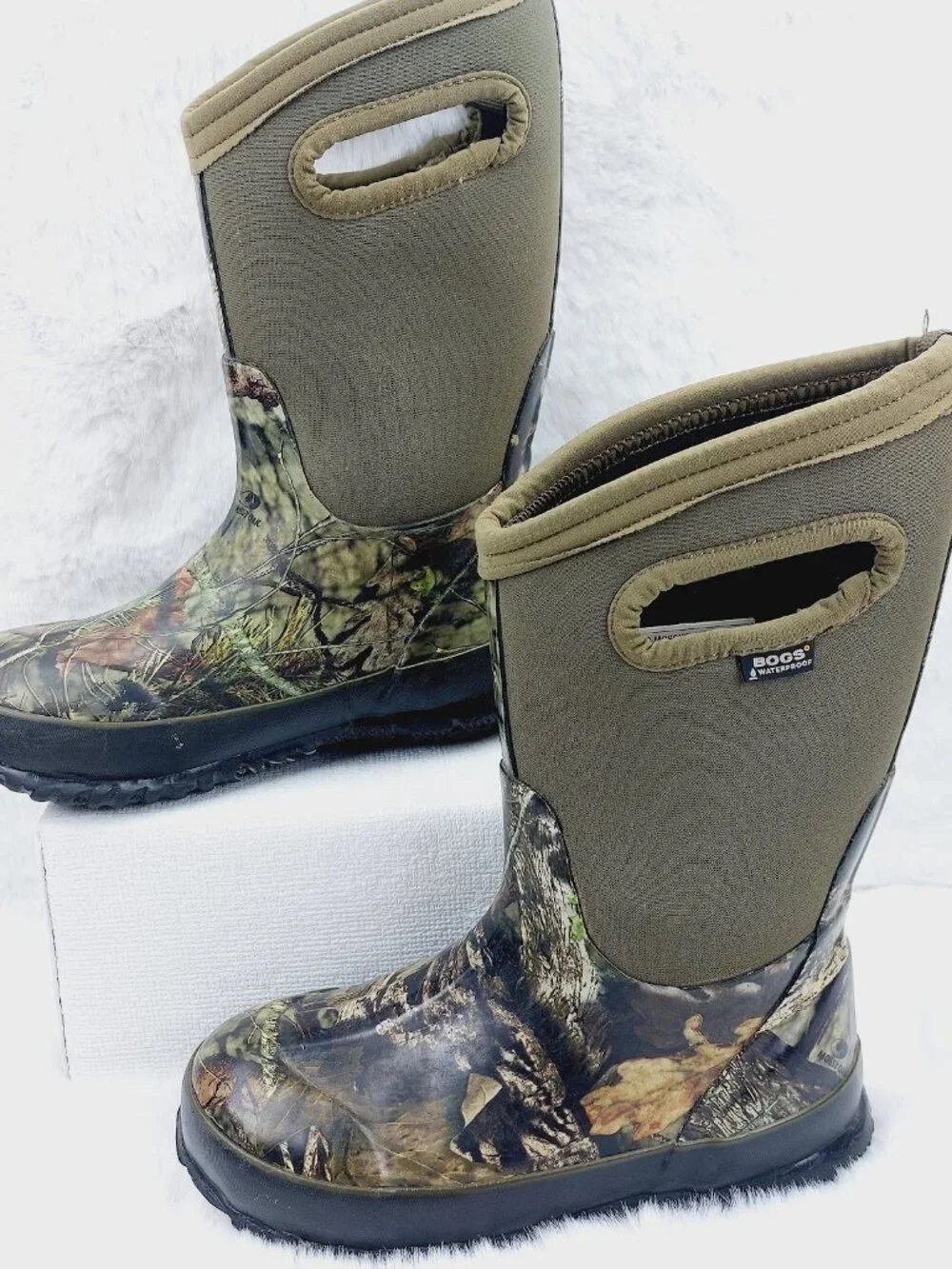 Bogs Boy's Green Black Classic High Mossy Oak WP Pull On Handle Snow Boots 13